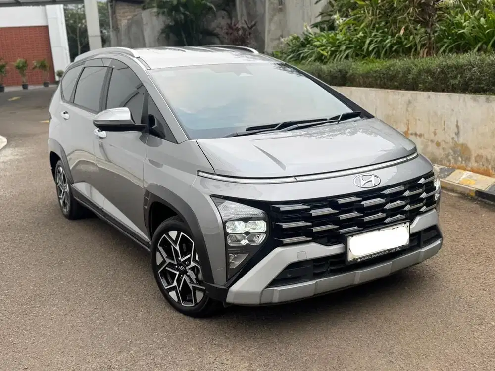 Jual Hyundai Stargazer X Prime Captain Seat 2024 tgn pertama