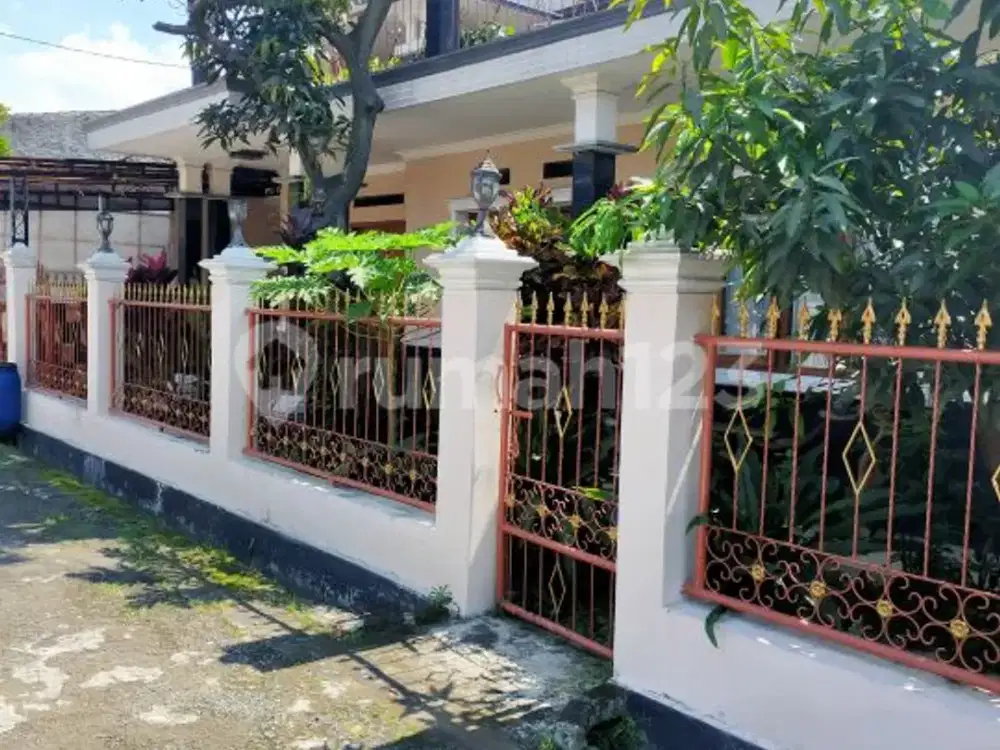 Rumah Luas Terawat Siap Hunidi Cipamokolan Rancasari