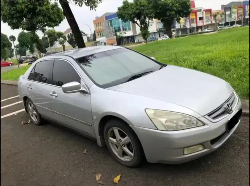 Honda Accord 2.4 VTi-L 2004 – Tipe Tertinggi, Terawat