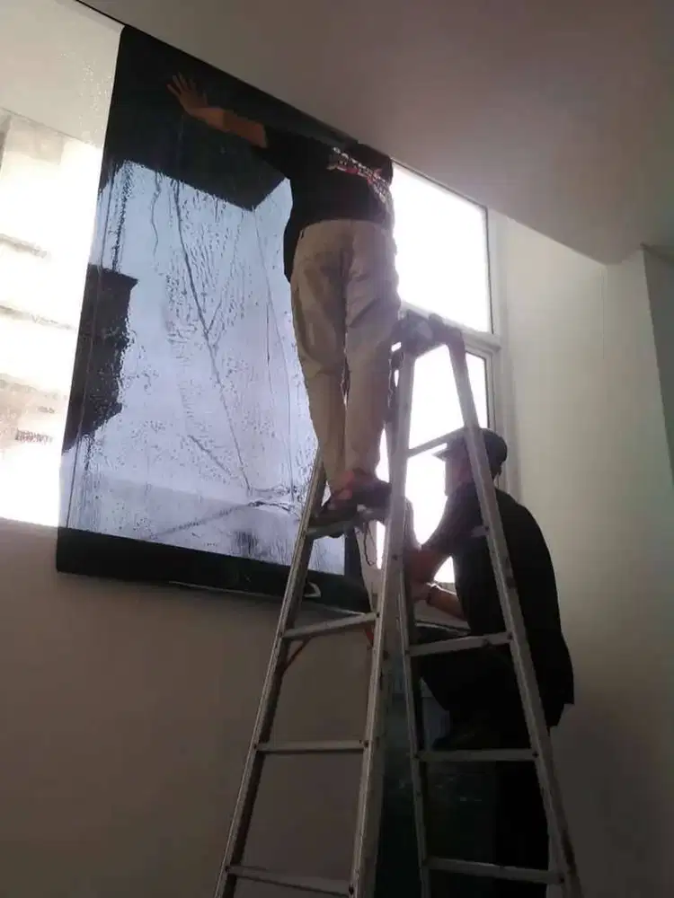 Pusat Kaca Film dan Sticker untuk kebutuhan Gedung, Perkantoran