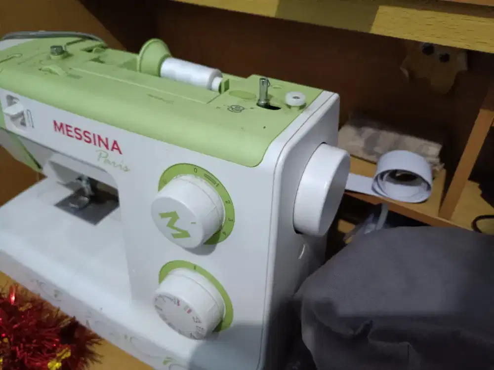 Mesin jahit Messina