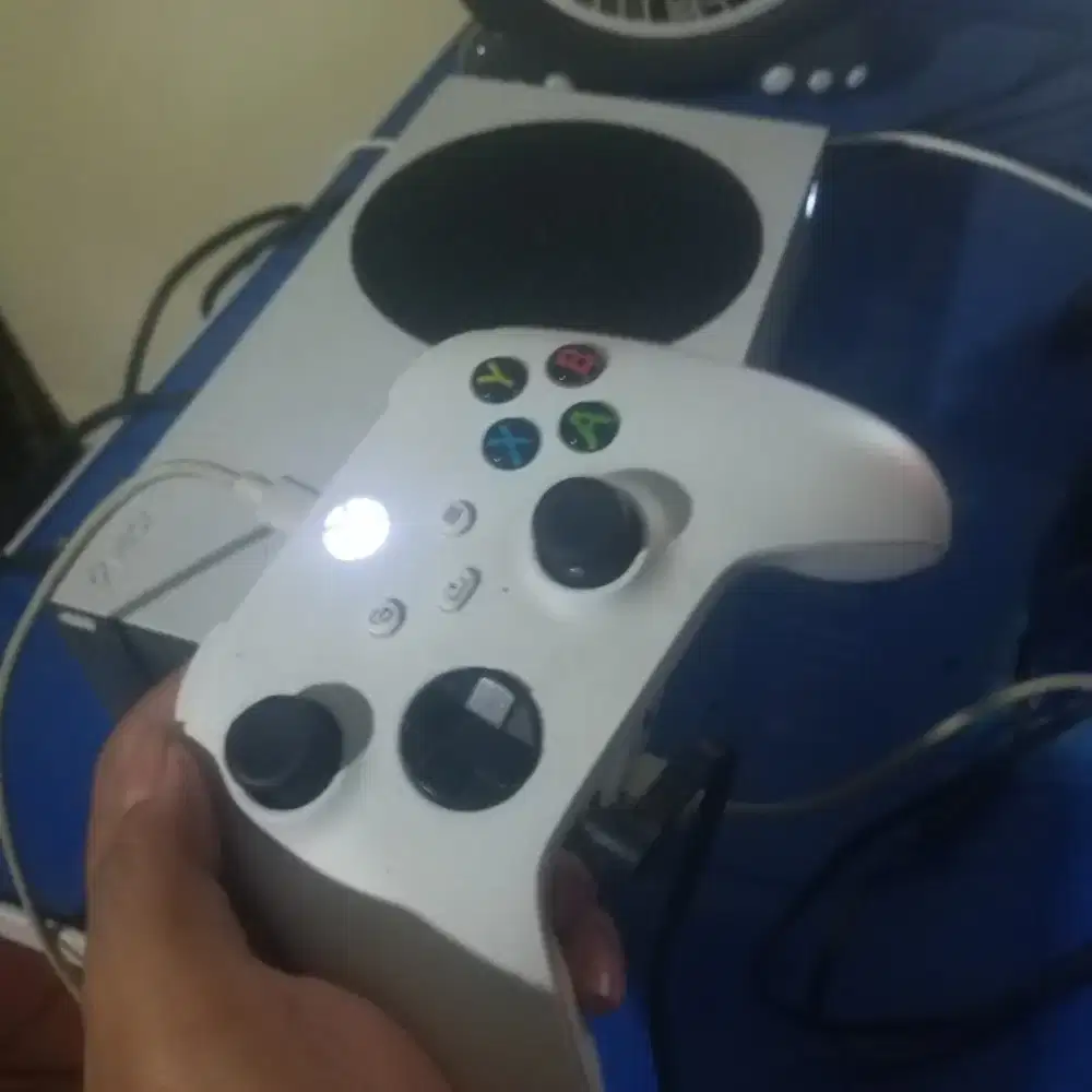 Xbox S, 512Gb , 1 Stick