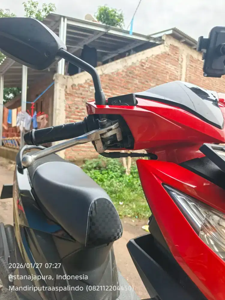 Honda beat merah hitam 2022