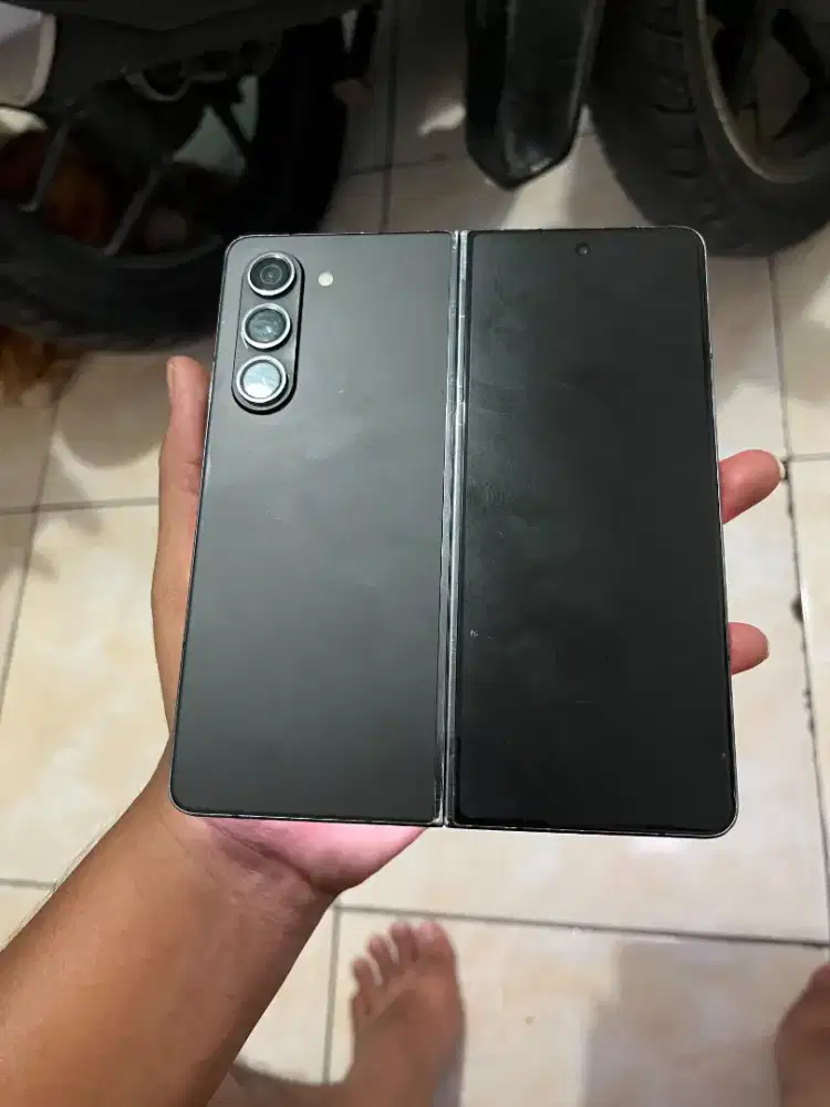 Samsung galaxy zfold 5