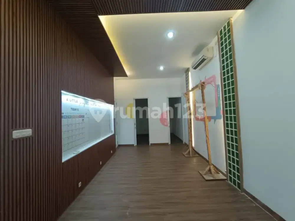 Jarang ada! Ruangan Kantor di Mekar Utama Mainroad Sudah Renovasi Cocok untuk Kantor Travel atau Usaha Online