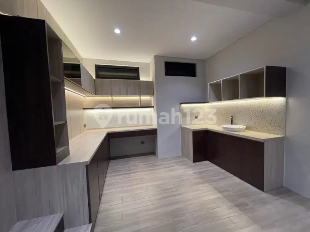 Jual Cepat Rumah Full Furnished Mewah di Tatar Jingga - Kota Baru Parahyangan