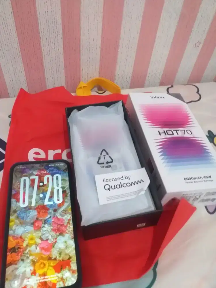 INFINIX HOT 70 Navy