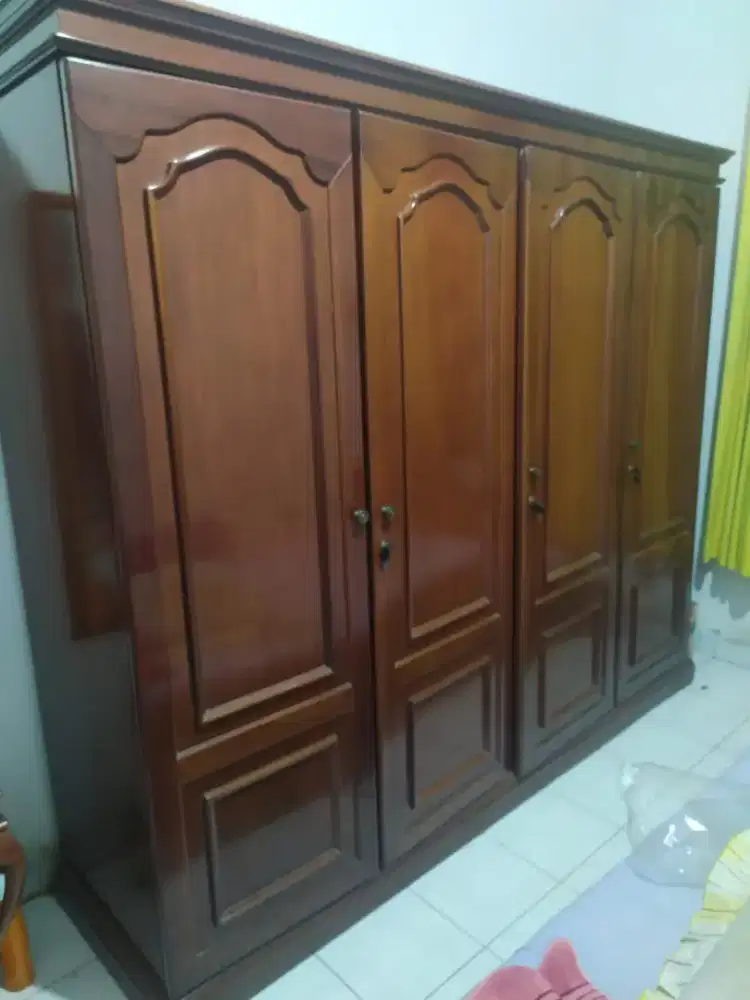 DIJUAL BORONGAN 1 SET PERLENGKAPAN KAMAR