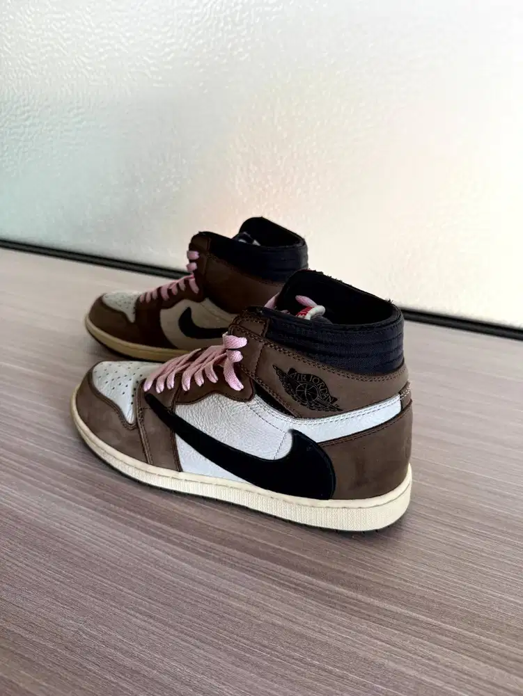 Sepatu Travis Scott x Air Jordan 1 Retro High OG - Size 28 Cm
