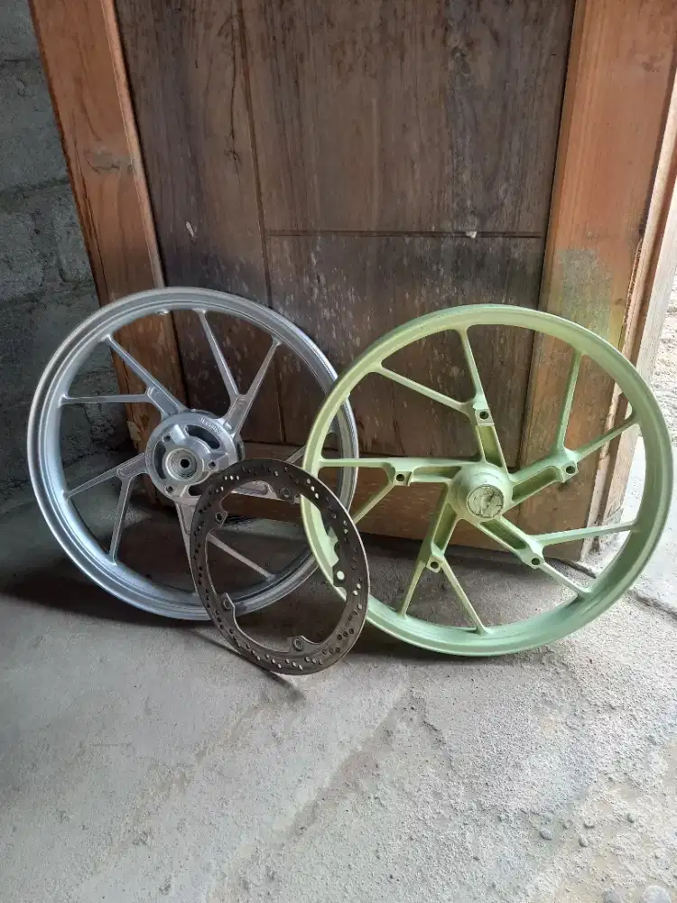 Velg Satria FU karbu