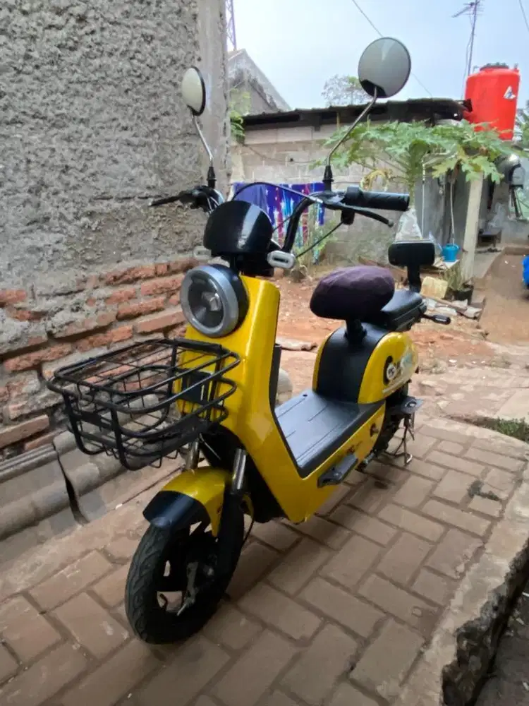 Sepeda listrik pc moto