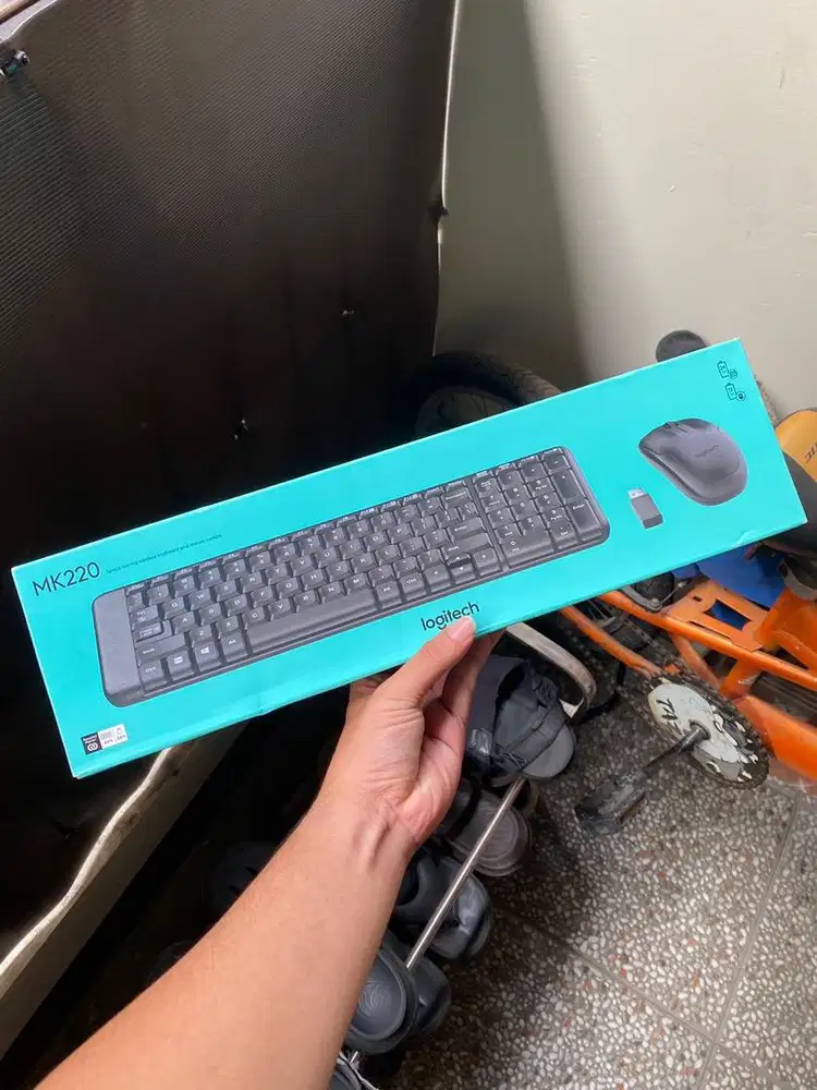 KEYBOARD MOUSE LOGITECH MK220 SEGEL HADIAH KANTOR