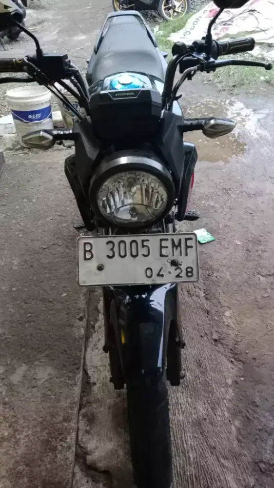 Honda cb Verza 150cc