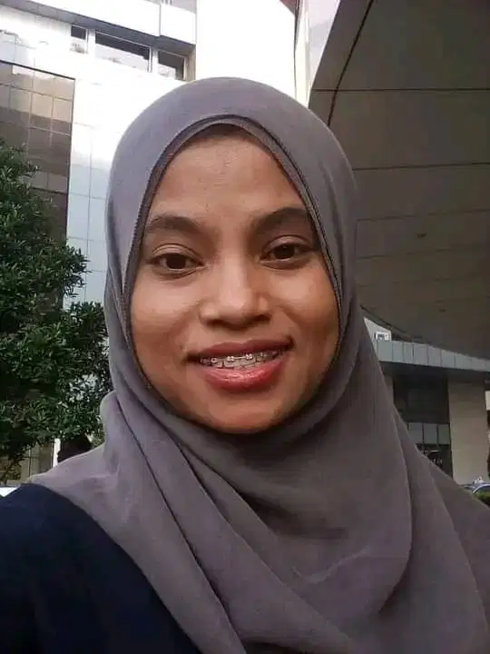 Cari Kerja Apa Saja Pengalaman Waitres dan Kasir