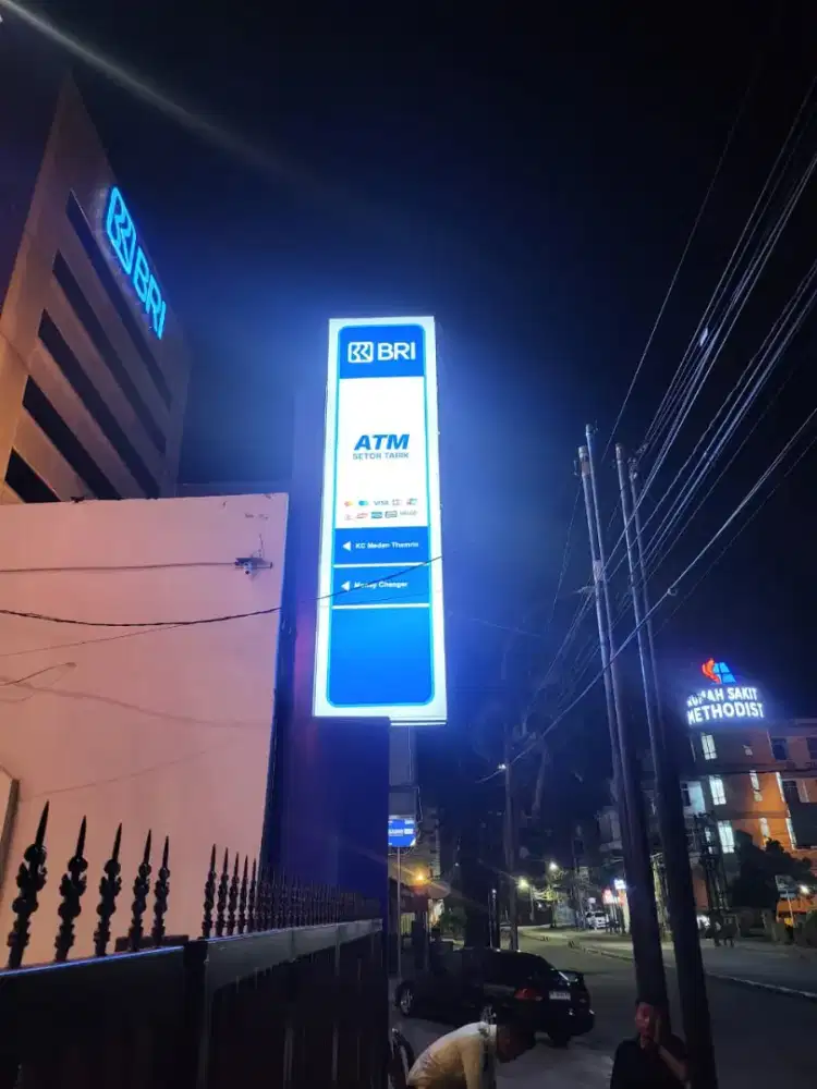 Neon Box , Signage