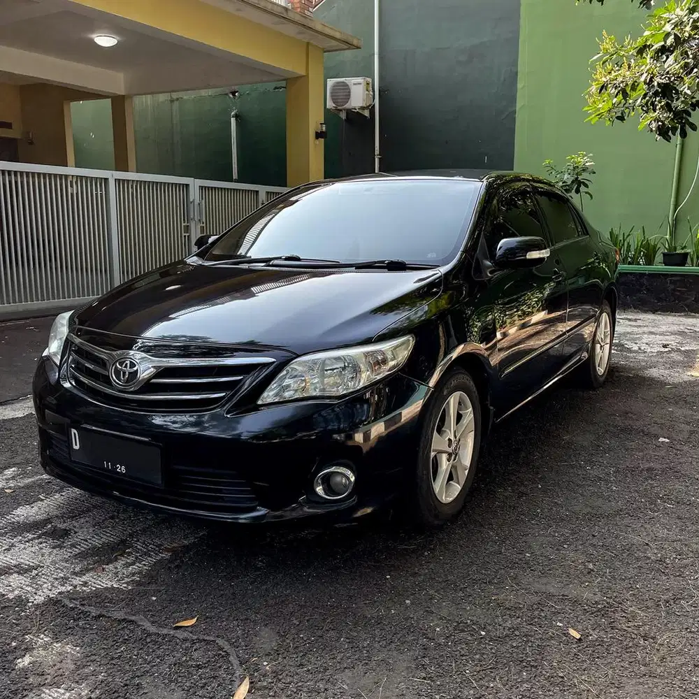 Toyota Corolla Altis 2012 Bensin