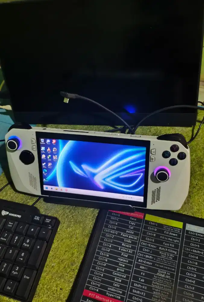 Asus ROG Ally Z1 Extreme