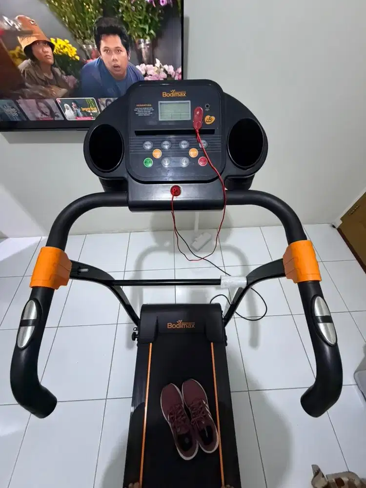 (Bisa nego) treadmill running machine bodimax
