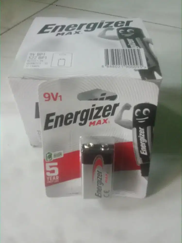 Baterai 9 volt (kotak)