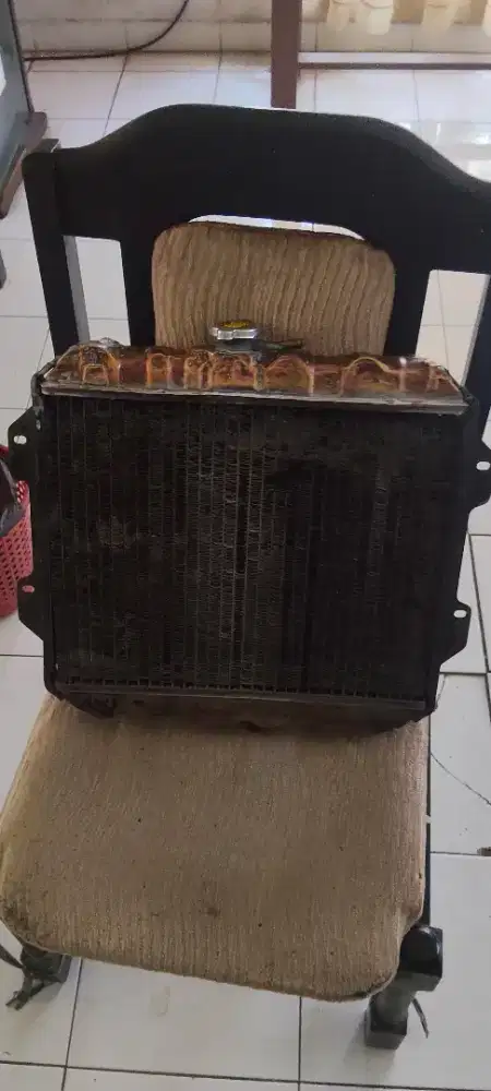 Radiator ex Jimny katana sj410 original bahan tembaga Kuningan