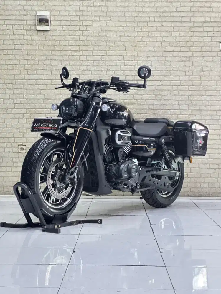 CRUISER IDAMAN‼️ QJ Motor SRV 250 Libero 2025 Likenew - Dava Mustika