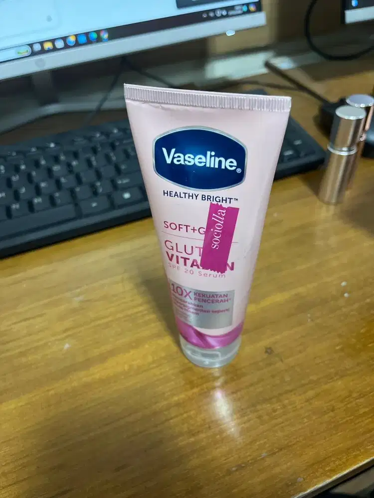 Vaseline Healthy Bright