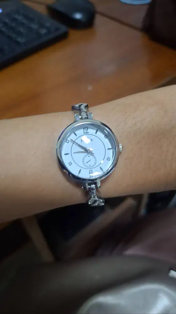 Jam tangan falie