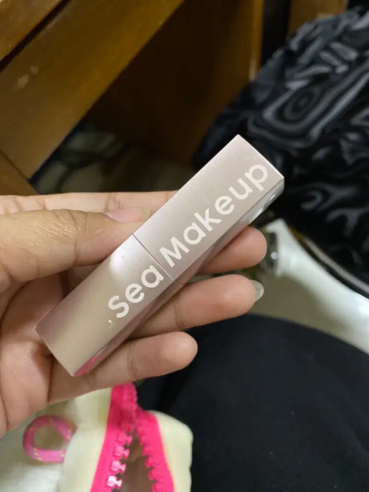 lippppppppppppp