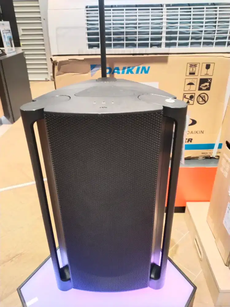 TCL SPEAKER PARTY
