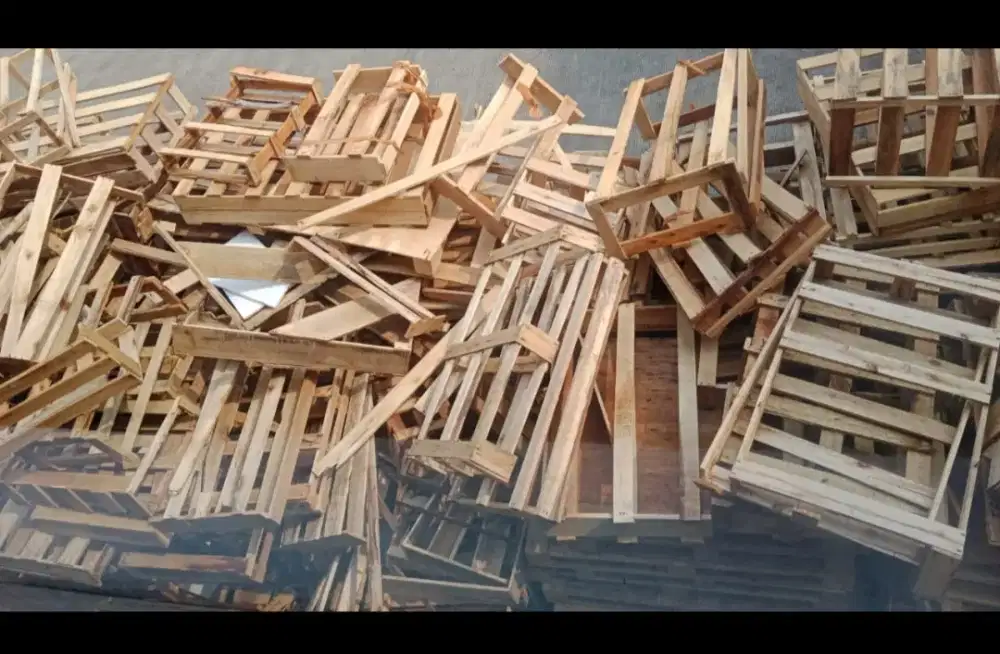 Puing Kayu bekas Gratis