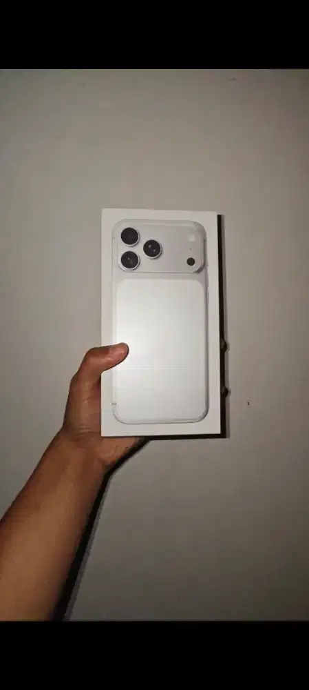 iPhone 17 promax Masih segel