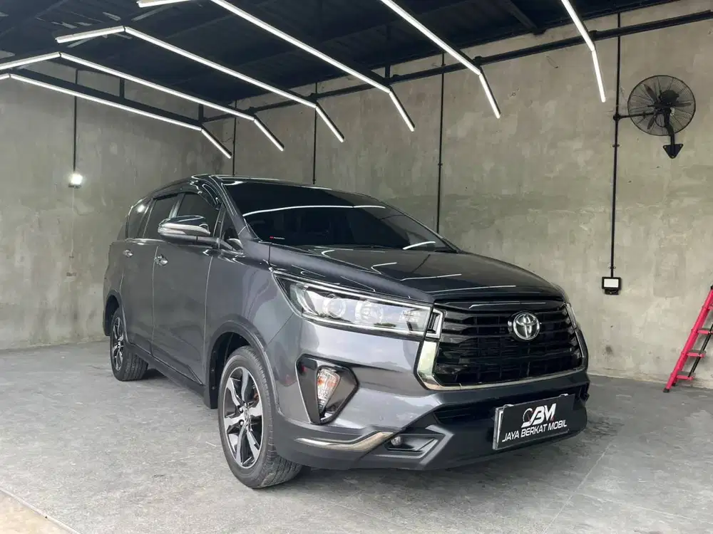 INNOVA VENTURER 2.4 AT 2021