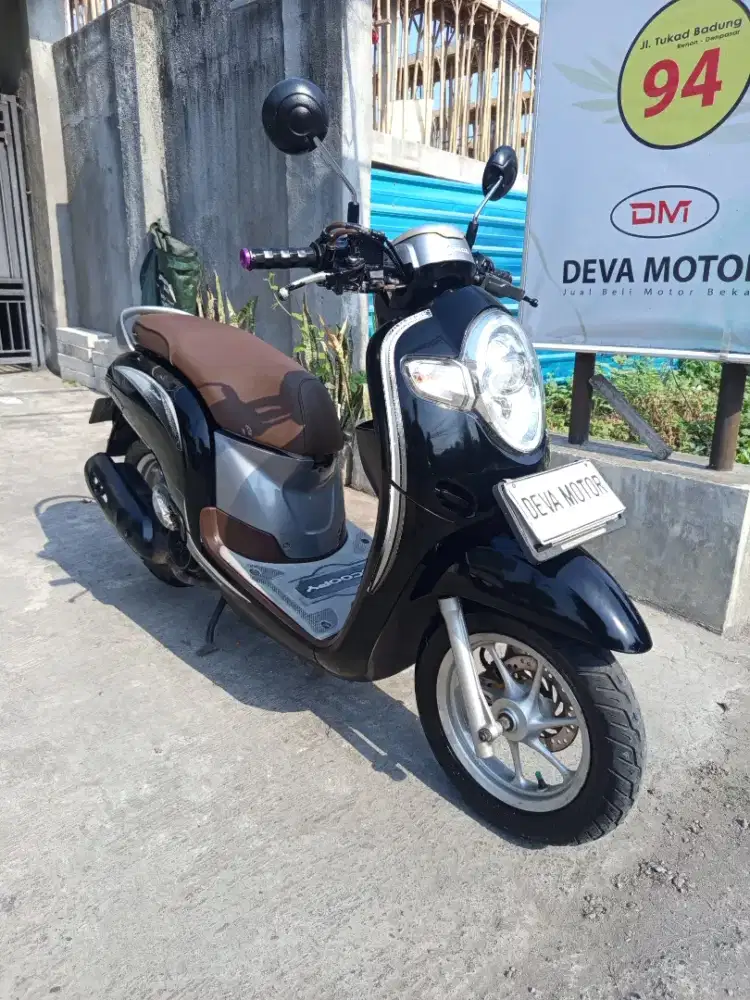 Scoopy 20188 hitam Deva motor