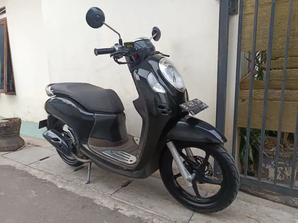 Honda scoopy new 2021 kyles lengkap bagus