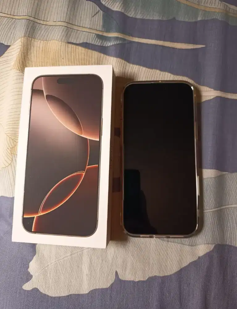 Iphone 16 Pro max  dessert  ibox like new