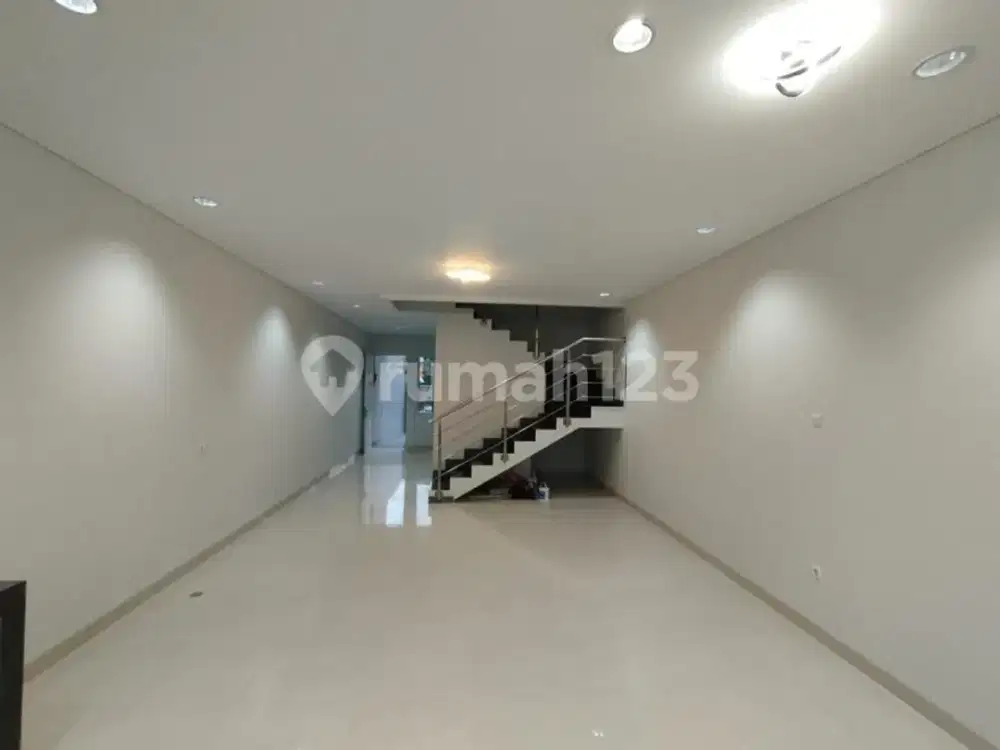 Di Jual Rumah Baru Kavling Dki Sangat Mewah dan Nyaman dengan Row Jalan Besar