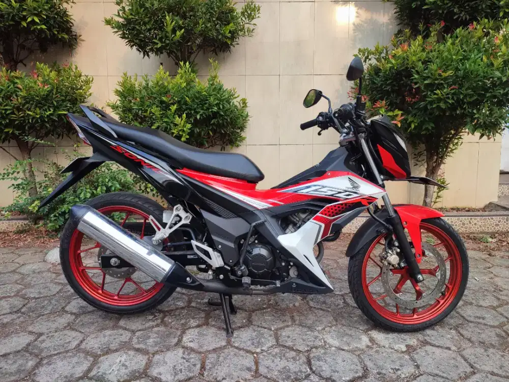 HONDA SONIC 150 TAHUN 2023 KM LOW
