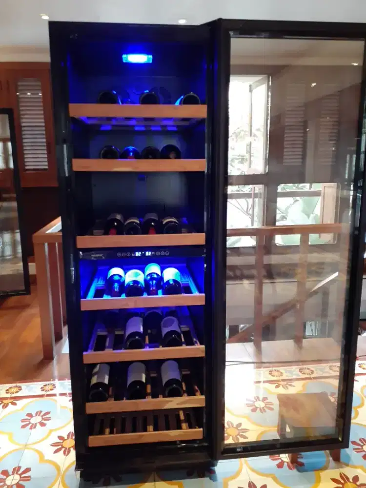 WINE COOLER BY ( WIBBER CWD182B )