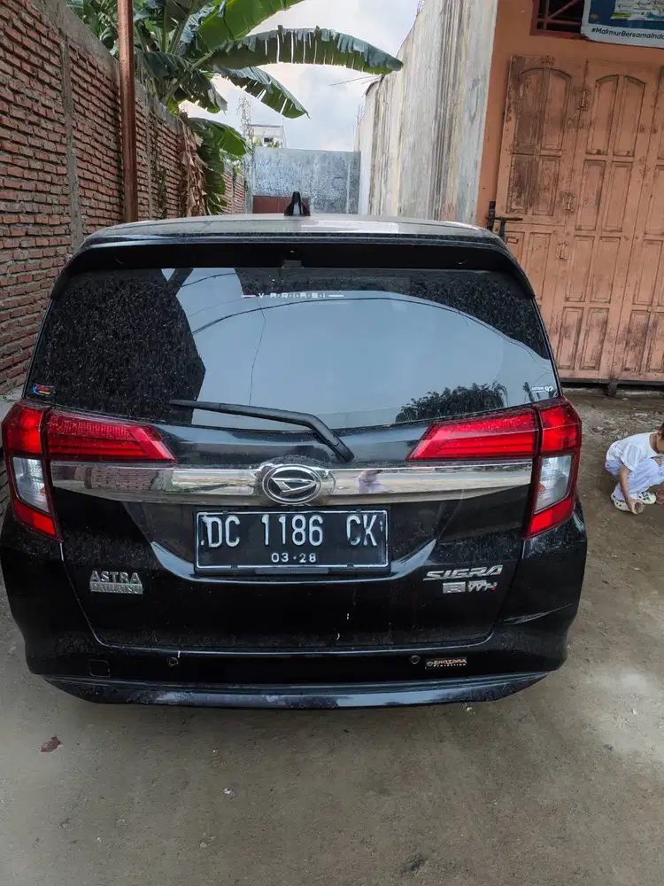 daihatsu sigra 1.2 R matic