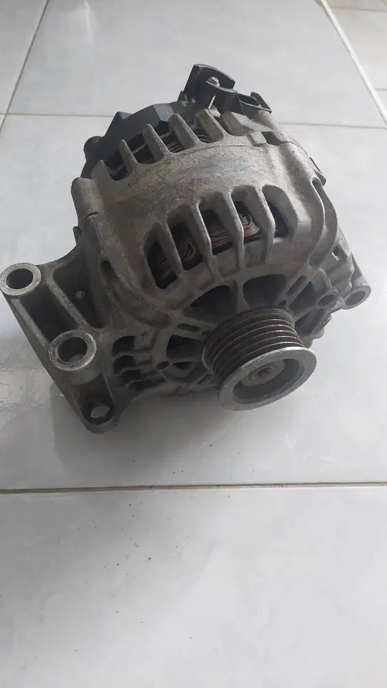 Alternator Dinamo Ampere Ford Fiesta 1.4 1.5 1.6L