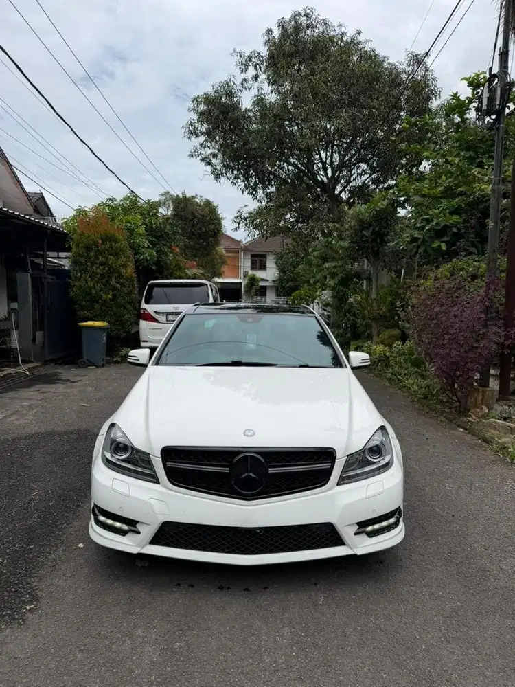 Mercedes-Benz C250 2013 Bensin