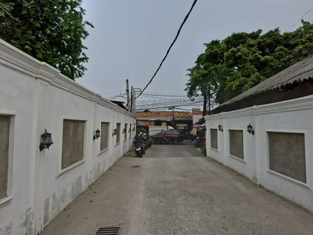 RUMAH CLASSIC MODERN 2 LANTAI – PAHLAWAN REVOLUSI