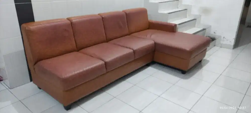 Sofa kulit tempahan