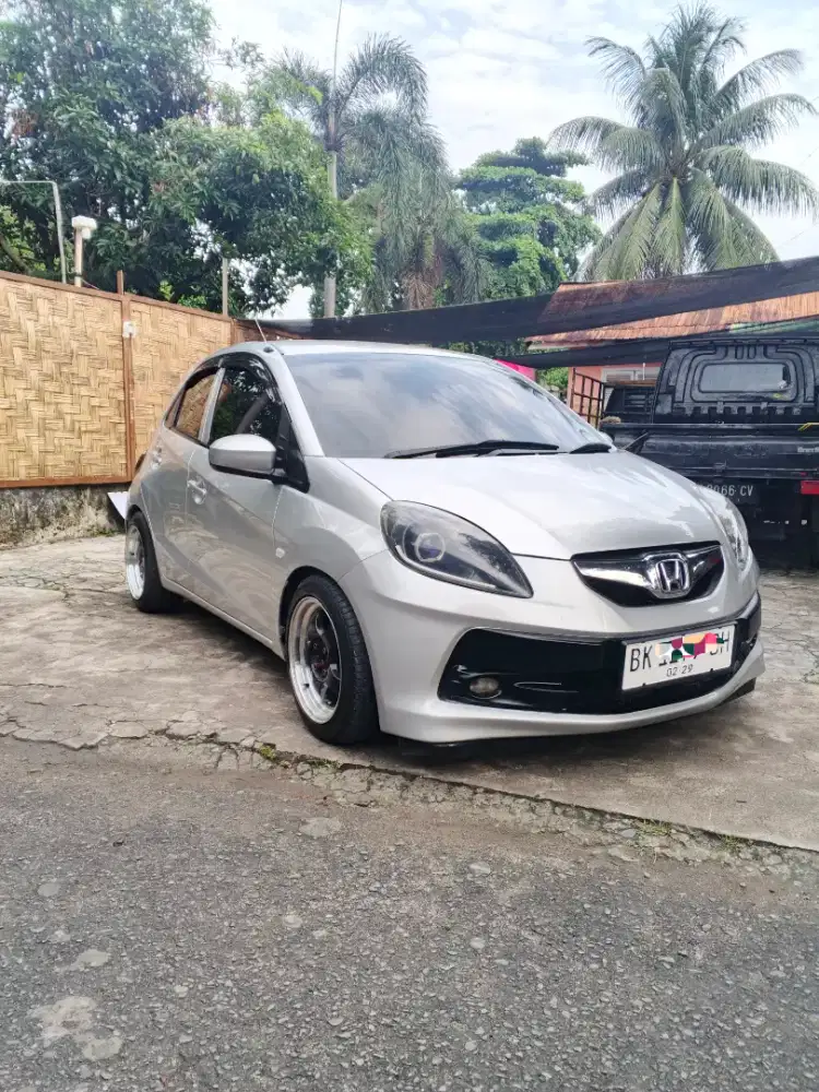 Honda Brio Metic E CVT