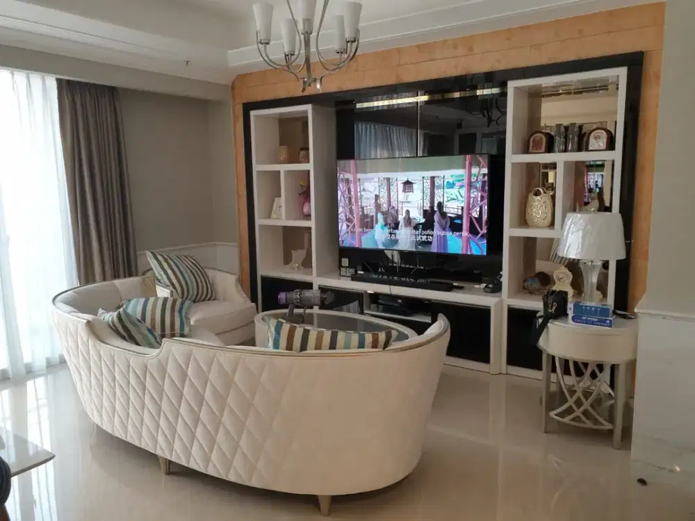 Premium Living and Elegant 3BR Apartment in Pondok Indah Residences