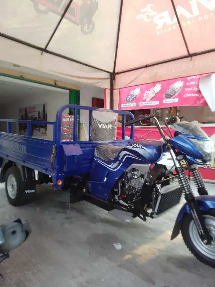 Motor roda tiga Viar