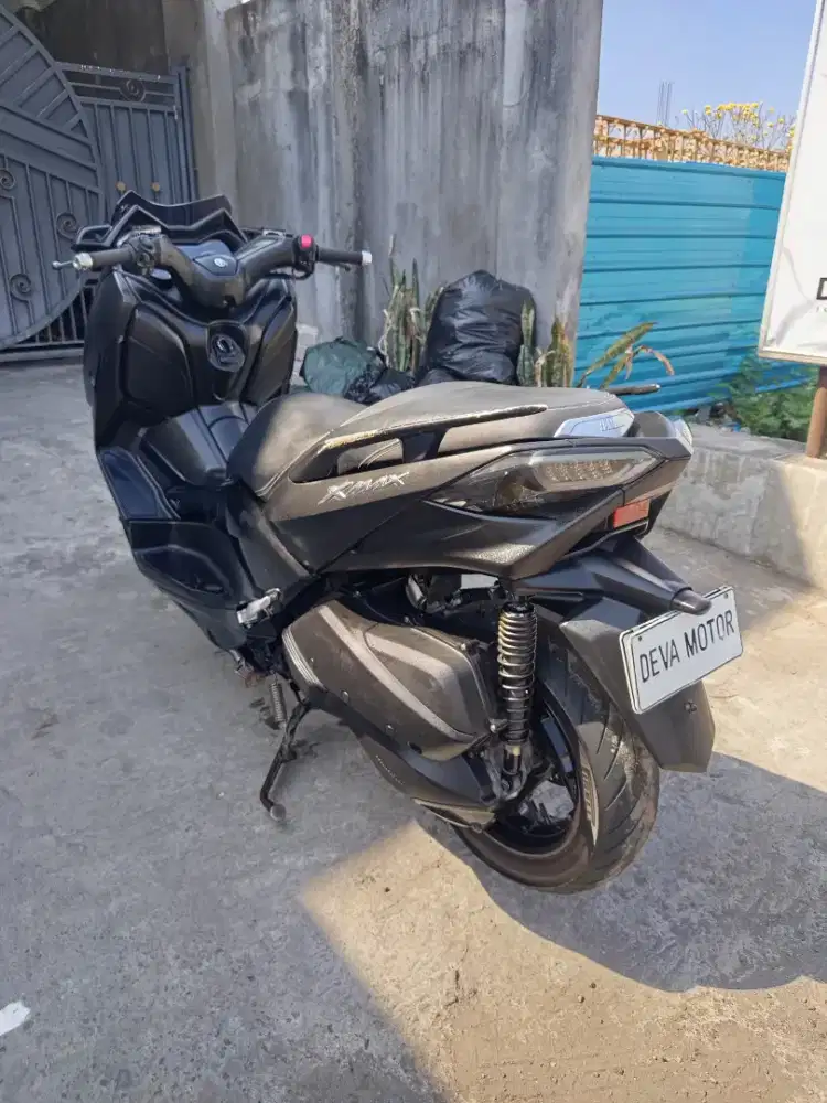 Xmax hitam 2019 Deva motor