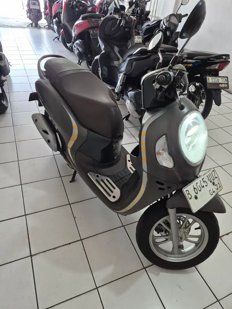 SCOOPY 2021 Keyless cash/ kredit DP 500