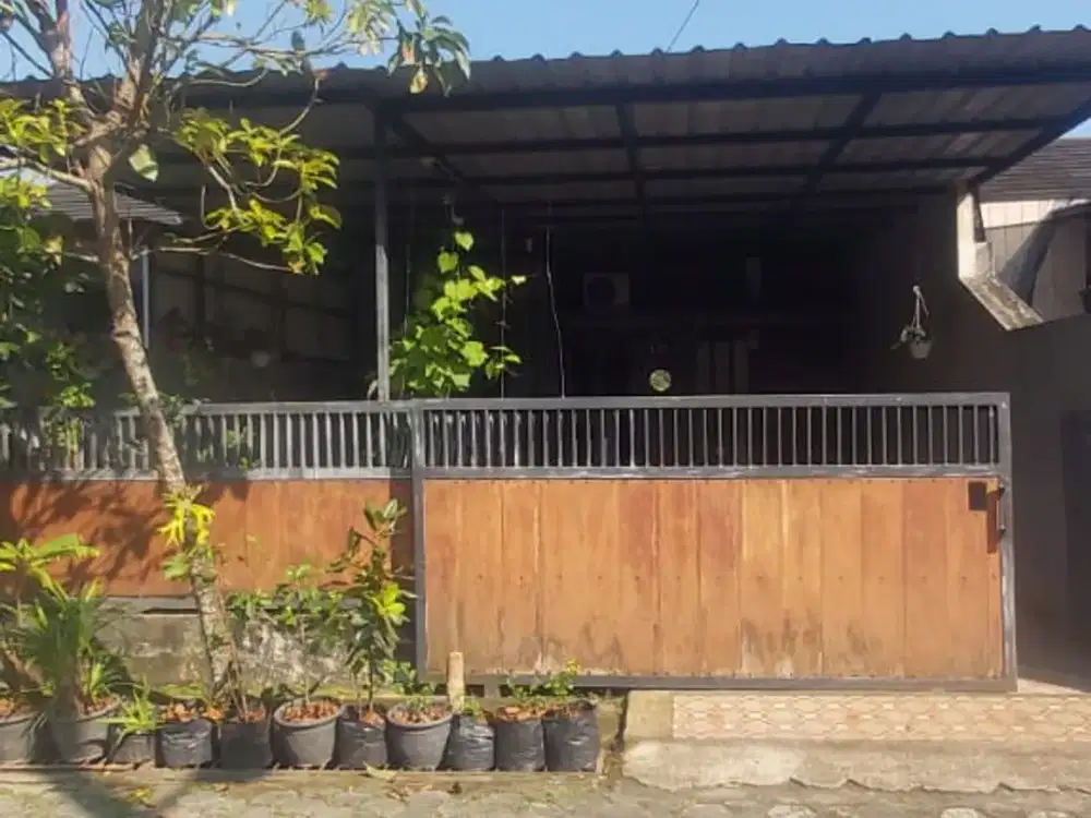 Rumah di BTN Royal Gunung Sari