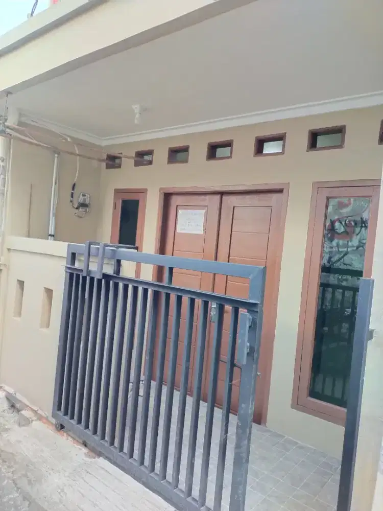 Disewakan bulanan Rumah Kontrakan